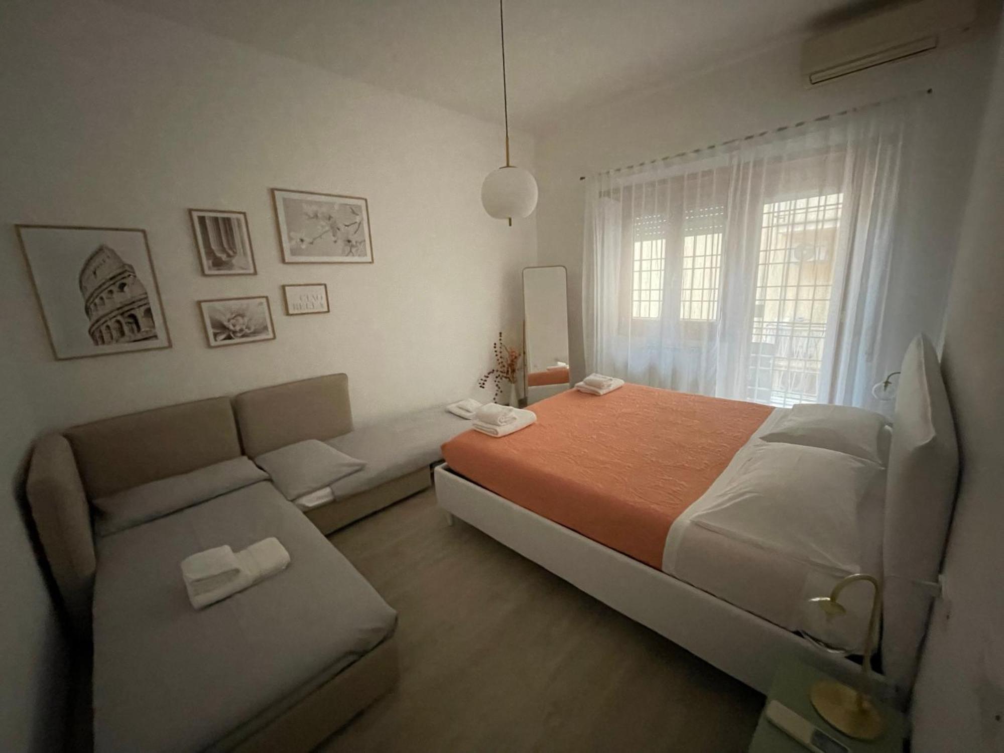 Cozy Close To The Center Lejlighed Rom